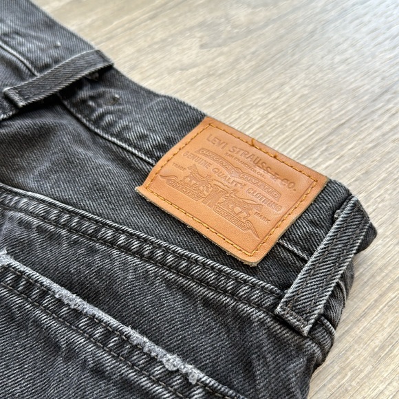 Levi Premium Black Jeans Middy Straight Size 24 - Picture 3 of 3